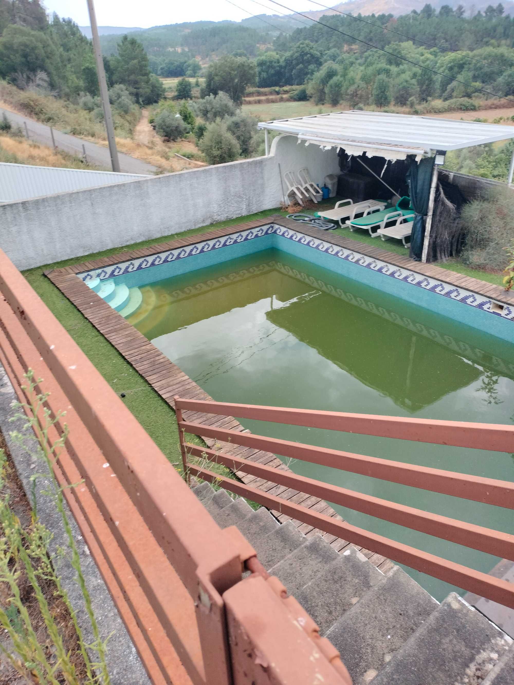 Moradia Ourondo - Fundão, Covilhã, Serra da Estrela com piscina.