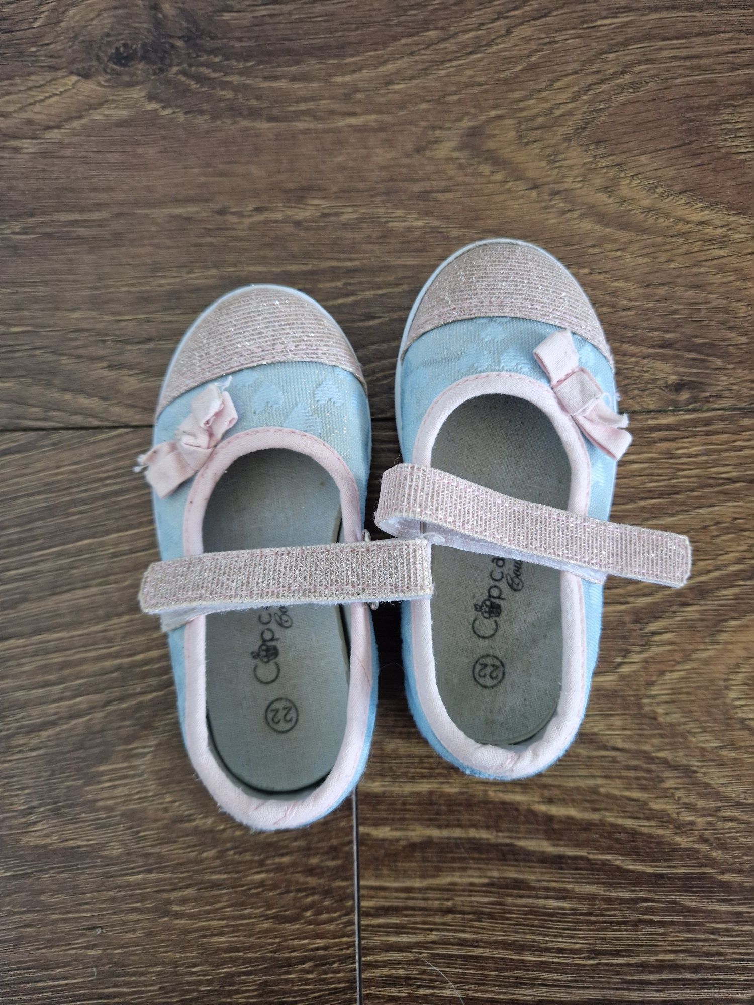 Buty dla dziewczynki r. 22 Deichmann