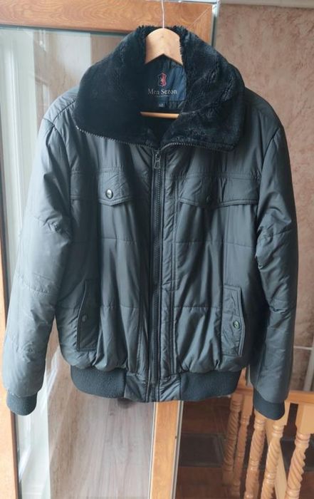 Зимова чоловіча куртка