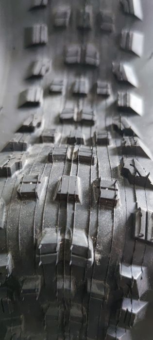 Opona Gunnison Pro XR TLR 29x2.60 nowa. Możliwość kupna 2 sztuk