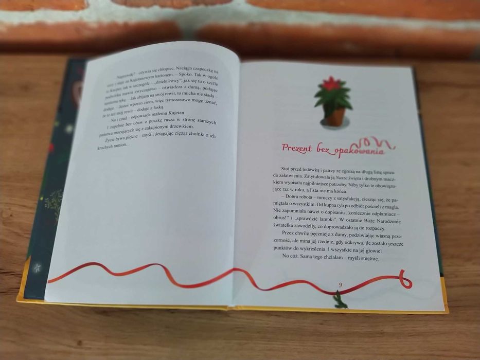 Pięć choinek, w tym jedna kradziona. Opowieść świąteczna.