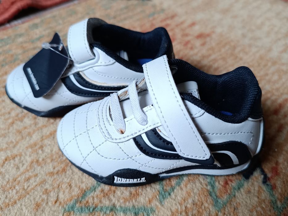 Buciki niemowlęce Lonsdale r. 19