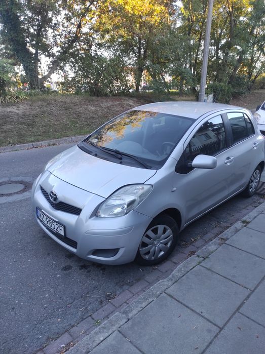 Toyota Yaris 2 1.0 +LPG