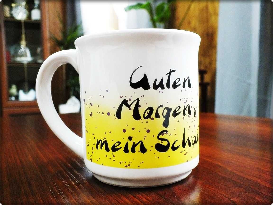 Kubek porcelanowy firmy Twiggl z myszką Niemcy Kolekcjonerski