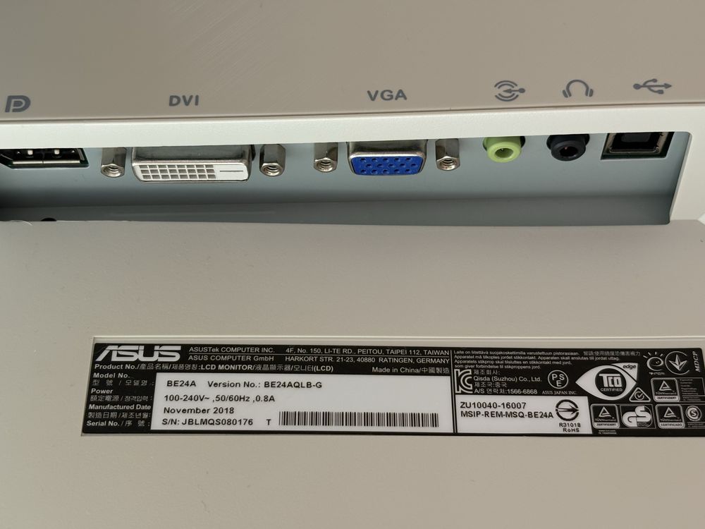 Monitor Asus bialy