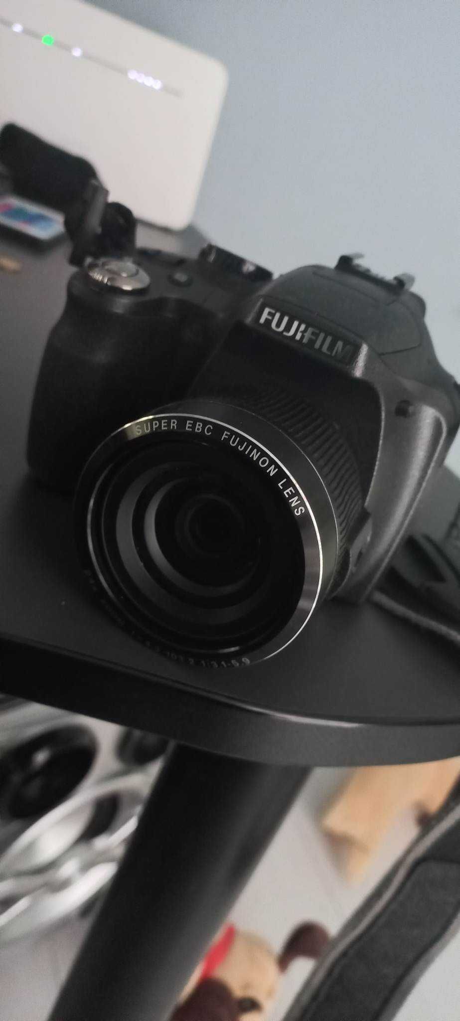 Aparat Fujifilm FinePix SL240