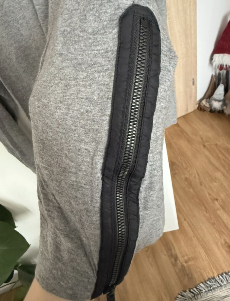 Bluzka nike szara