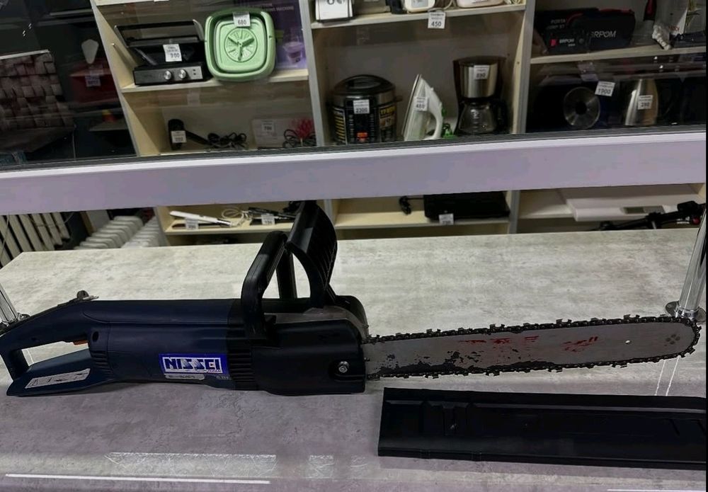 Єлектро пила Nizzei e541