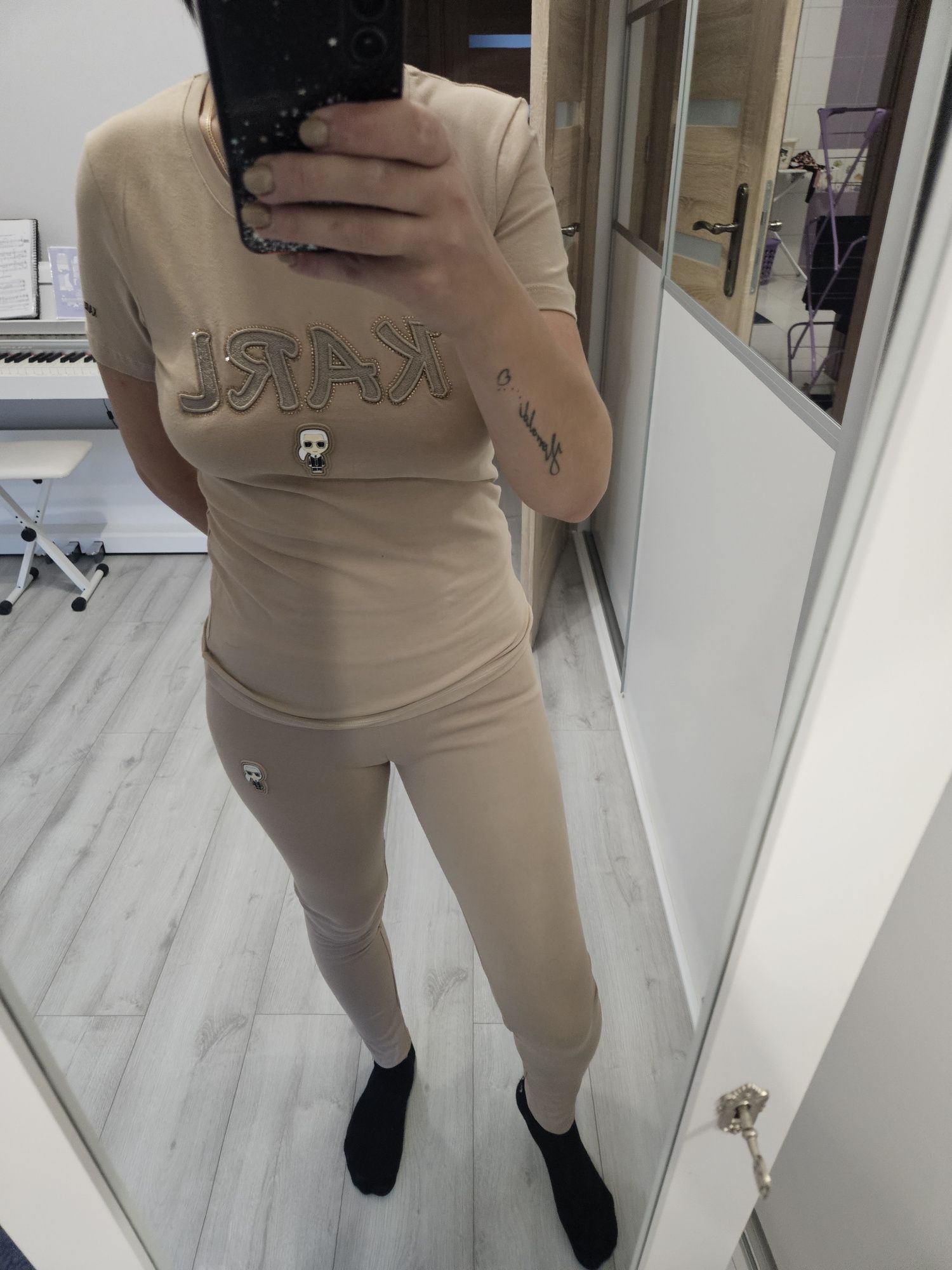 Karl legginsy plus bluzka rozmiar S