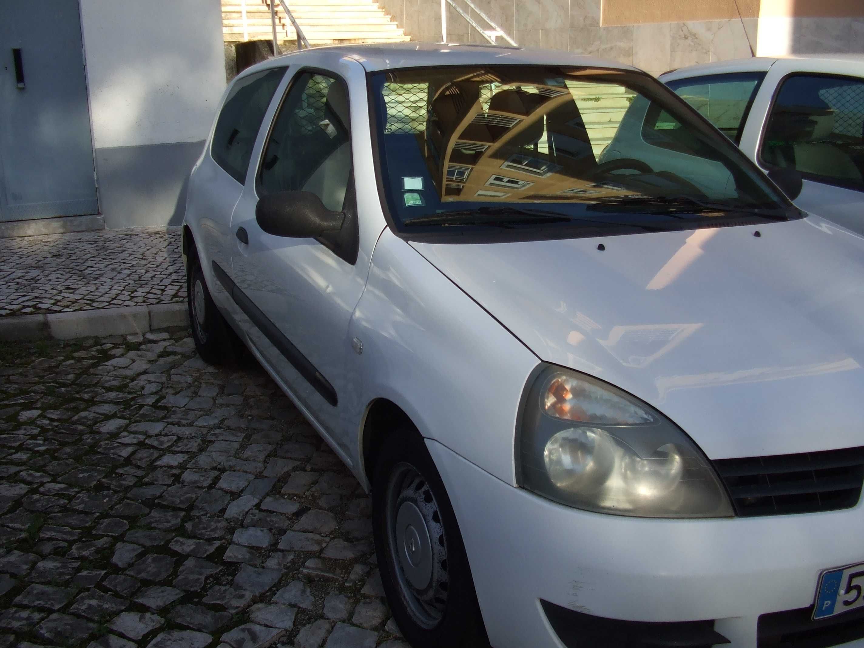 Renaul Clio 1.5dci storia 12/2007