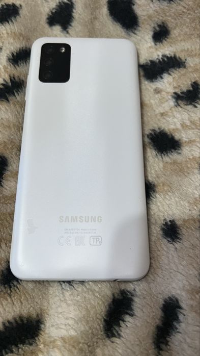 Телефон  Samsung