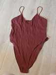 Burgundowe body, rozm. XL, Shein