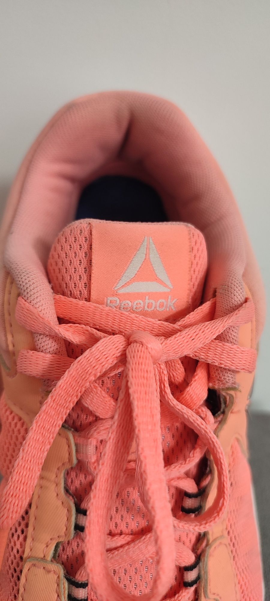 Кросівки жіночі Reebok, 38.5-39 розмір