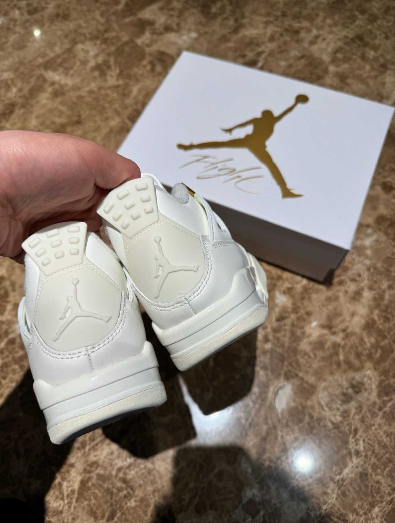 buty Espadryle JordanAirJordan4RetroMetallicGold Espadryle R.44