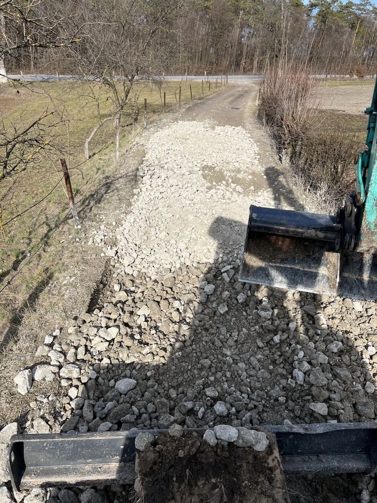 Оренда міні Екскаватор Вантажоперевезеня Самоскид  Золочів