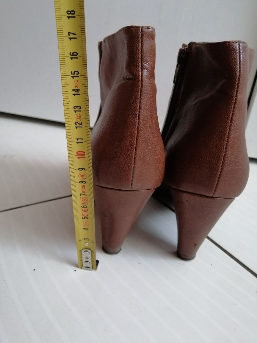 Buty damskie na obcasie przejściowe botki kozaczki h&m r. 39