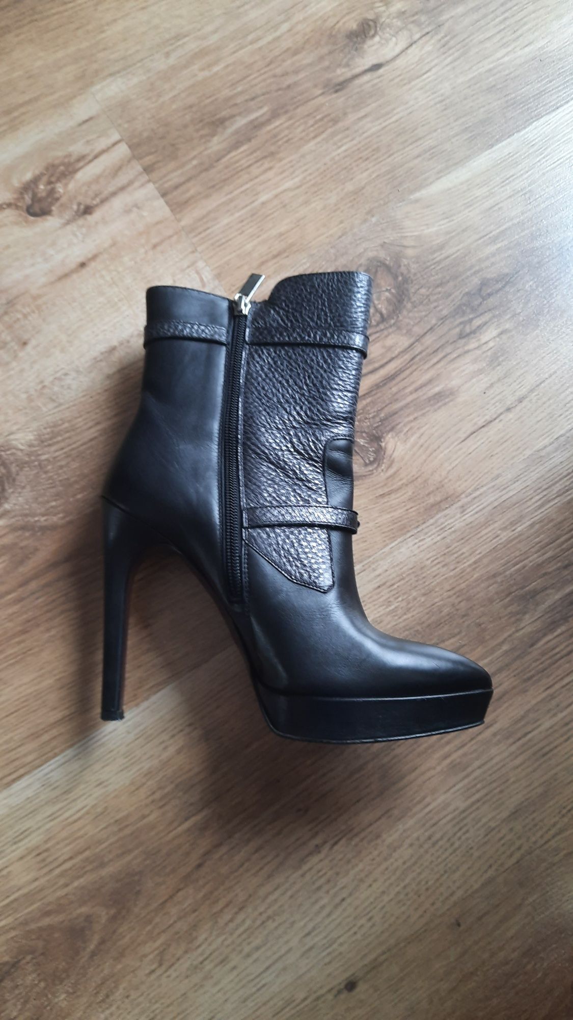 Buty Czarne botki GINO ROSSI roz.38