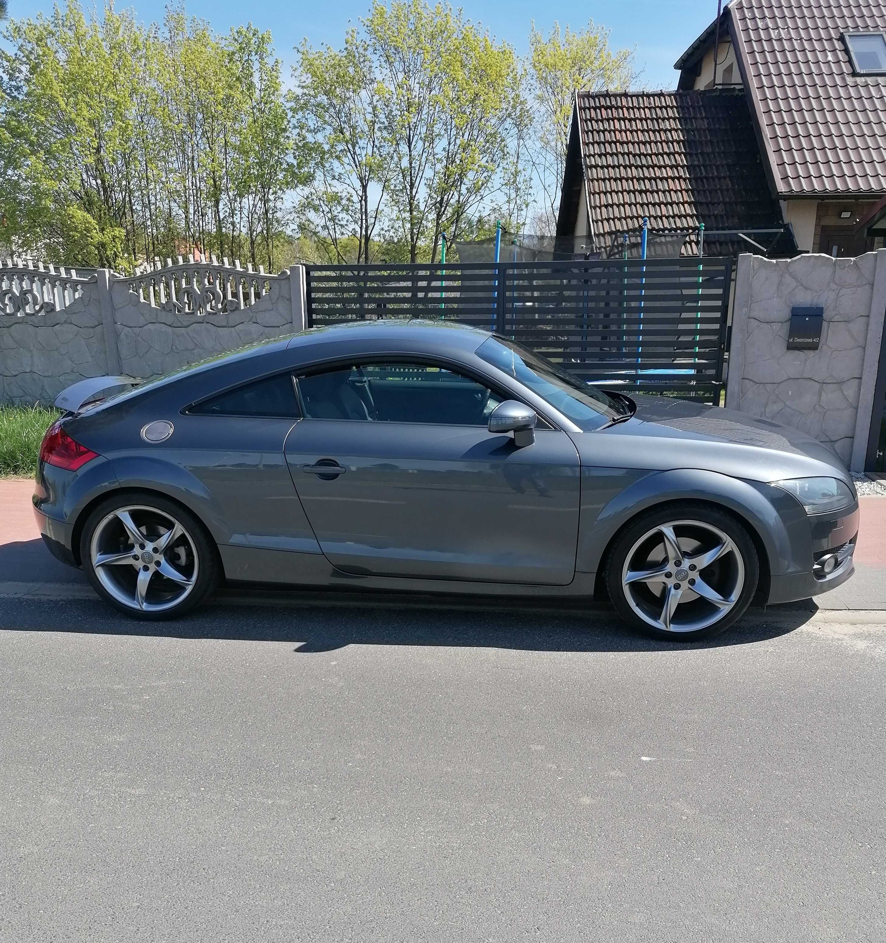 Audi TT 8j 2007 rok 2.0 bezyna