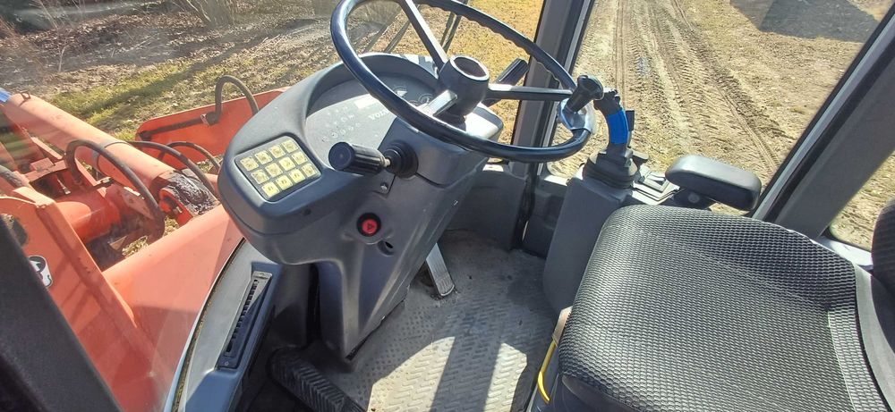 ładowarka przegubowa volvo L30 L32 L35