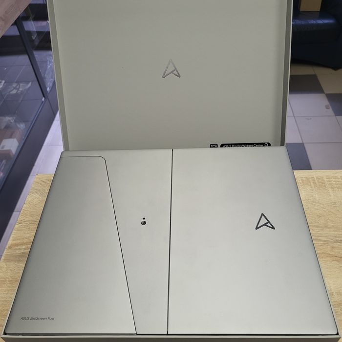 Портативний монітор ASUS ZenScreen Fold OLED MQ17QH 17,3" QHD Новий!