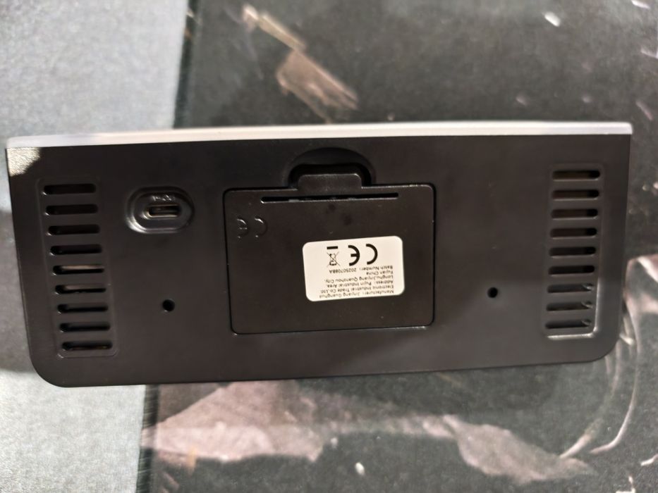 Настільний годинник