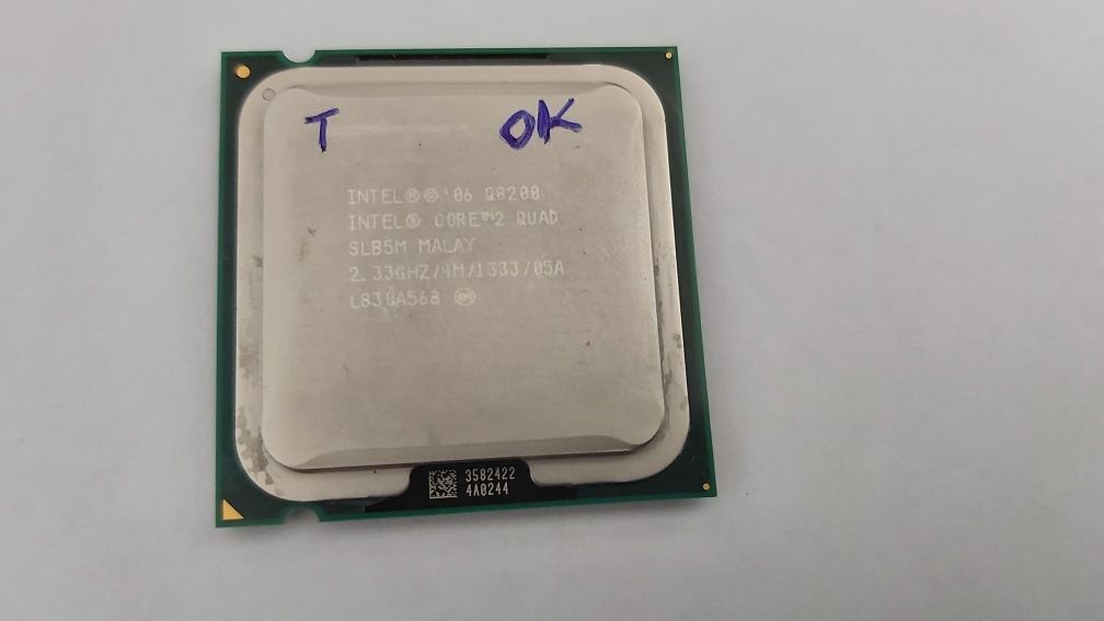 Processador Intel Core 2 Quad /Q8300/Q9550/Q8400/Q9300  (Socket 775)