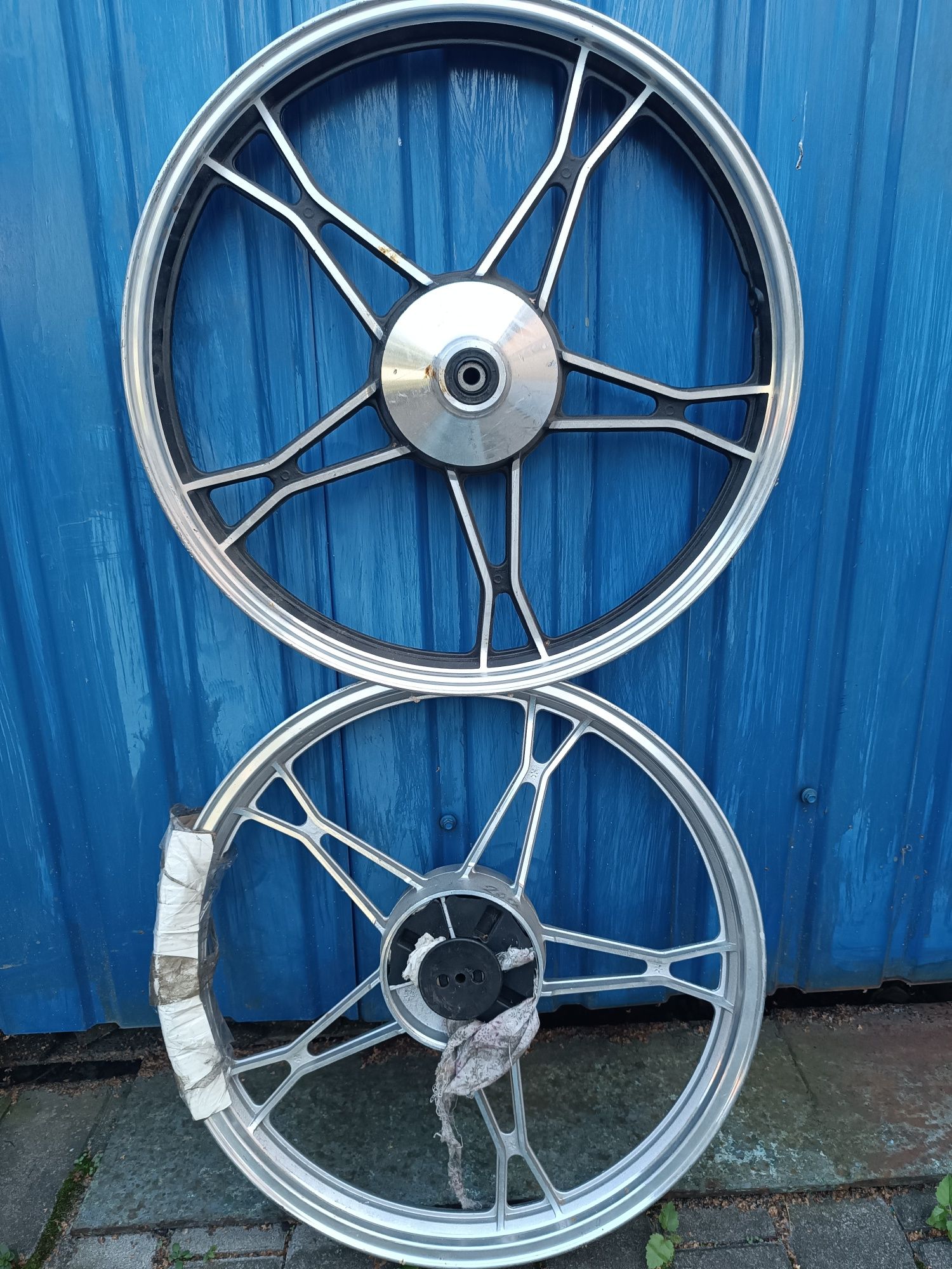 Колесо на китайский мотоцикл skymoto DTR