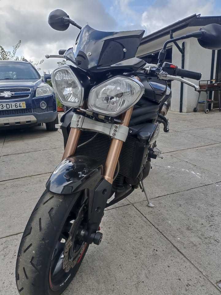 Triumph Speed Triple 1050