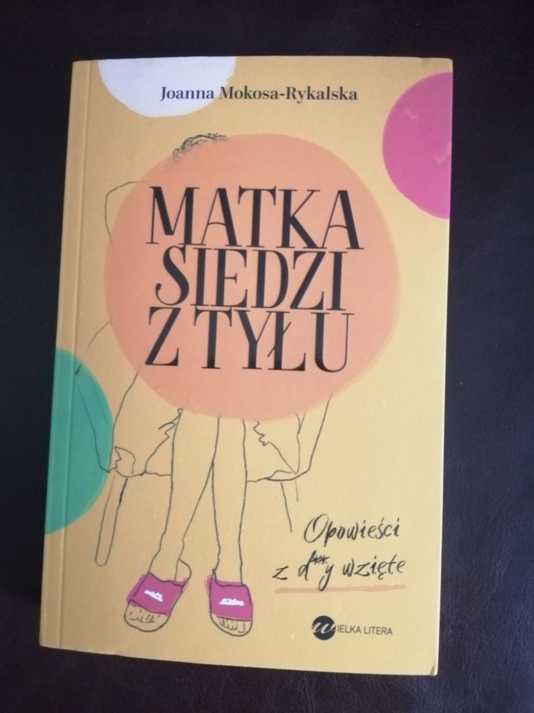 Książka "Matka siedzi z tyłu"