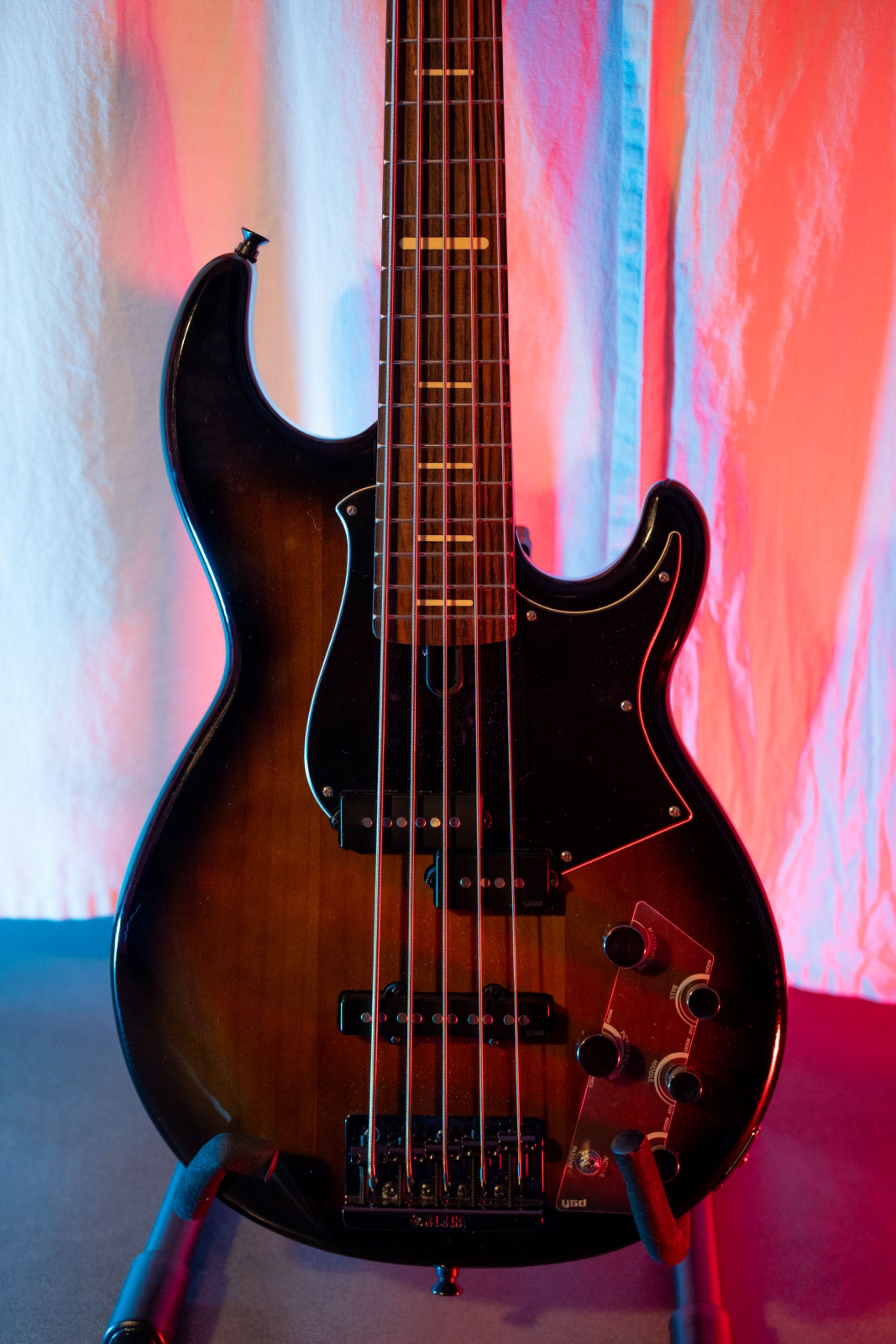 Yamaha BB735A jak nowa, po setupie lutniczym
