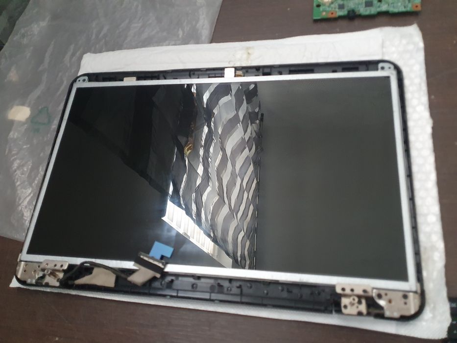 Запчасти дисплей ноутбука dell M5010 матрица дисплей