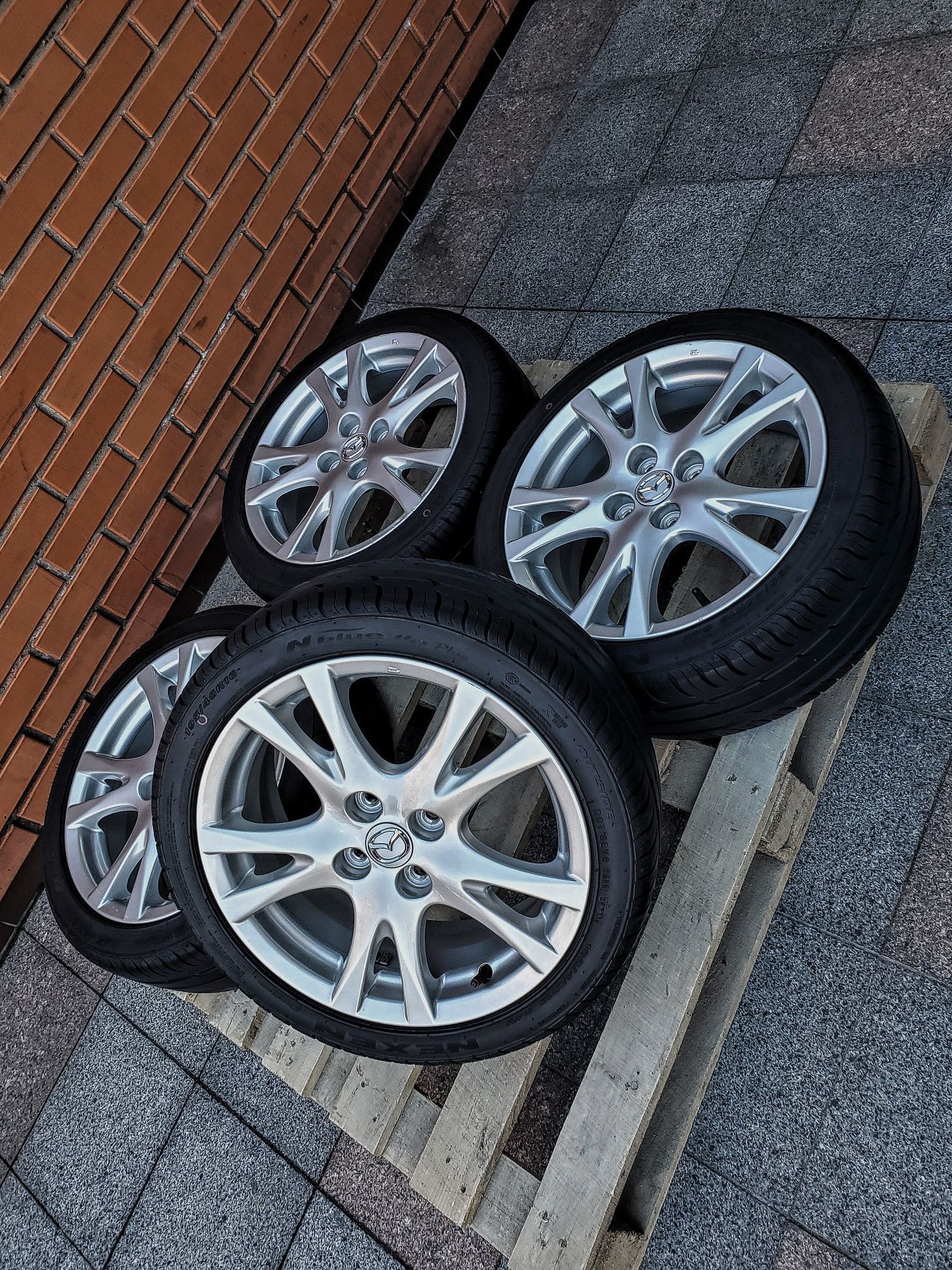 Mazda R16 4x100 | 195/45/16 Nexen 8mm | Original | Hyundai/Nissan/...