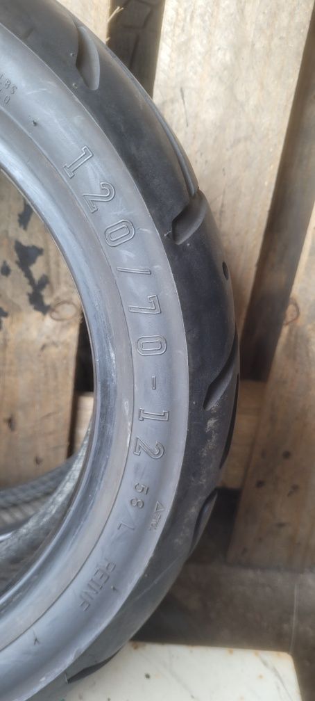 Hutchinson 120/70r12