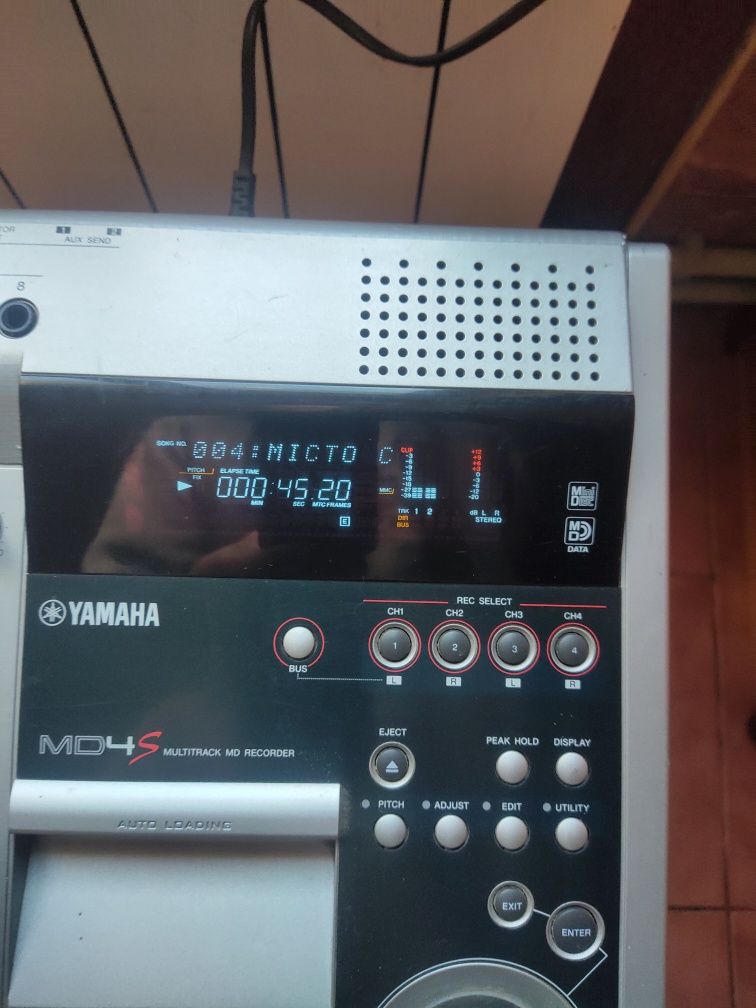 Пподам  YAMAHA MD-4S Професійний аудіозаписувач диктофон 4-х трековий