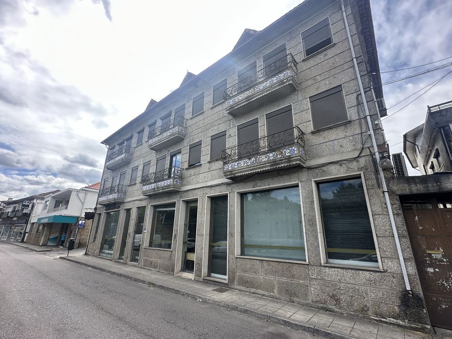 Restaurante + churrasqueira + cafe + snack-bar