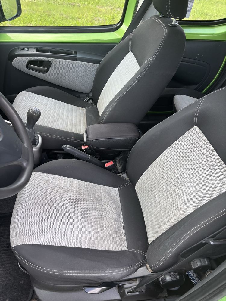 Fiat Fiorino Qubo Multijet 1.3 rok 2009