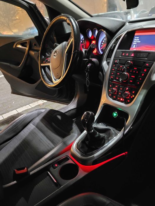 OPEL ASTRA J 2015r. LIFT 1.4T 140KM BEN+LPG 139tyś km