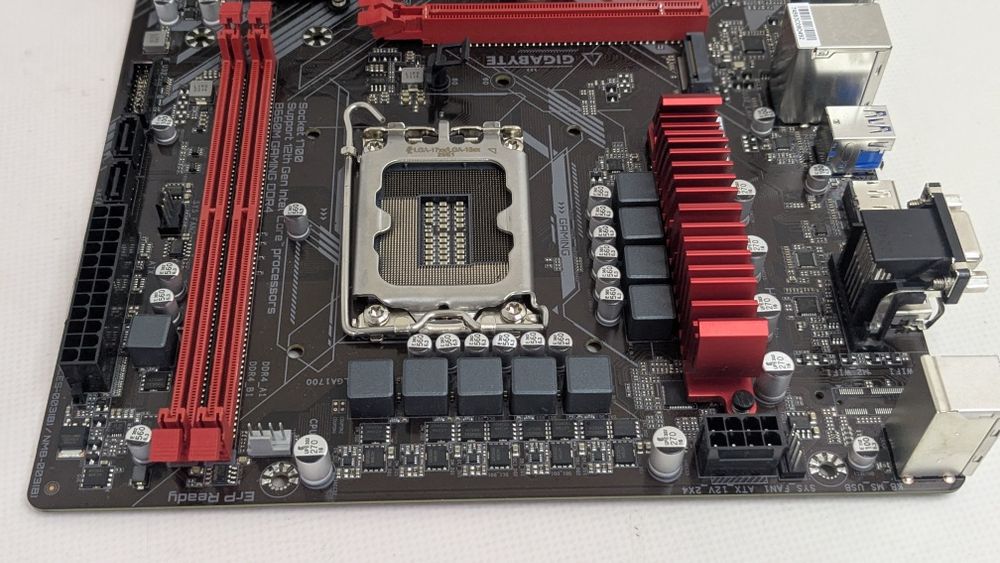 Материнська плата Gigabyte B660M Gaming DDR4 Socket 1700\Гарантія!