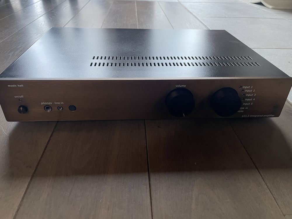 Music Hall a15.2 wzmacniacz hi-fi full analog