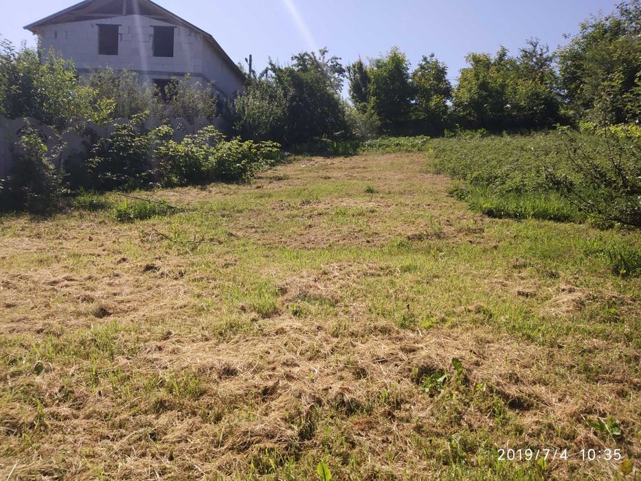 Продам участок під забудову