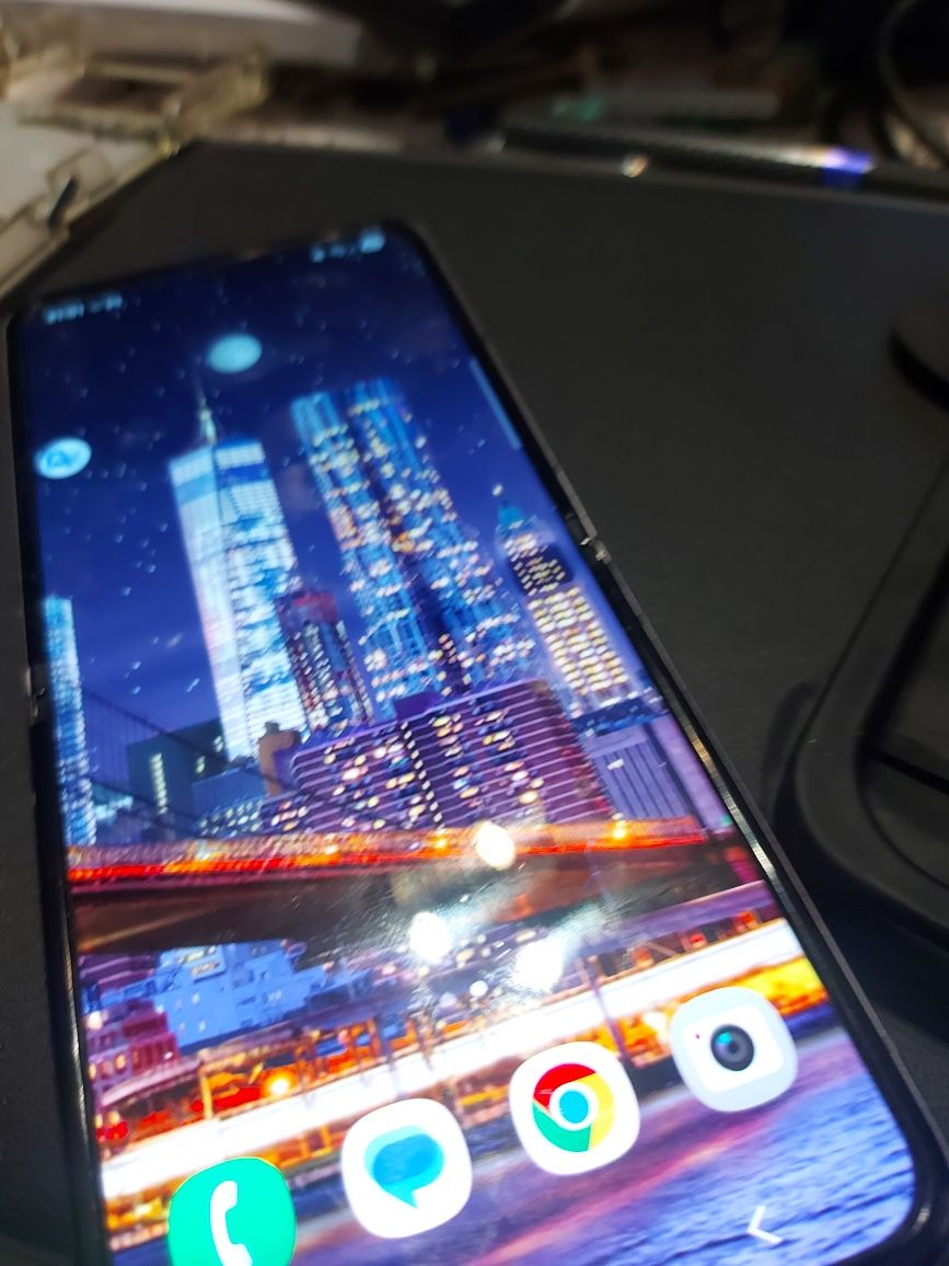 Okazja ! Samsung flip 3 stan dobry