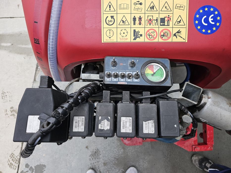 Sprzedam Opryskiwacz Sadowniczy 1000l