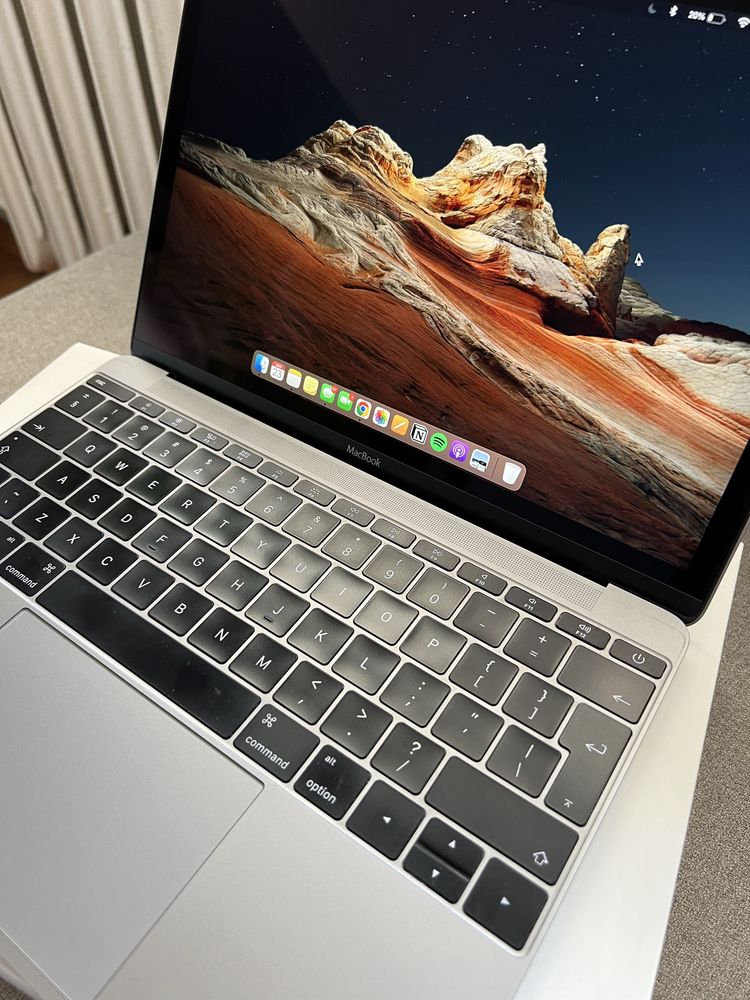 MacBook Retina 12 cali 2015 rok