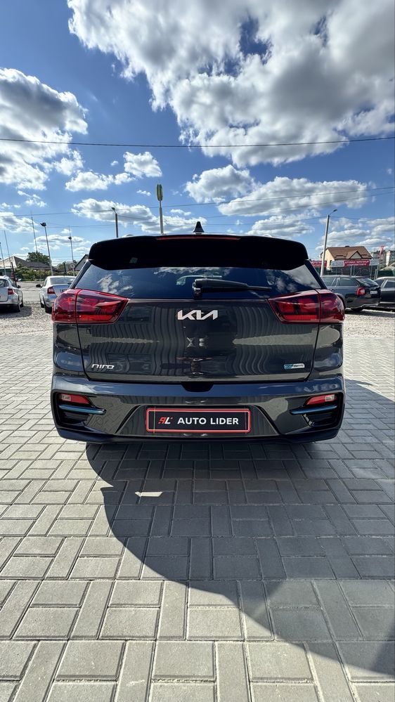 Електричний KIA NIRO КІА НІРО 2022 р 64кВт 450 запас ходу