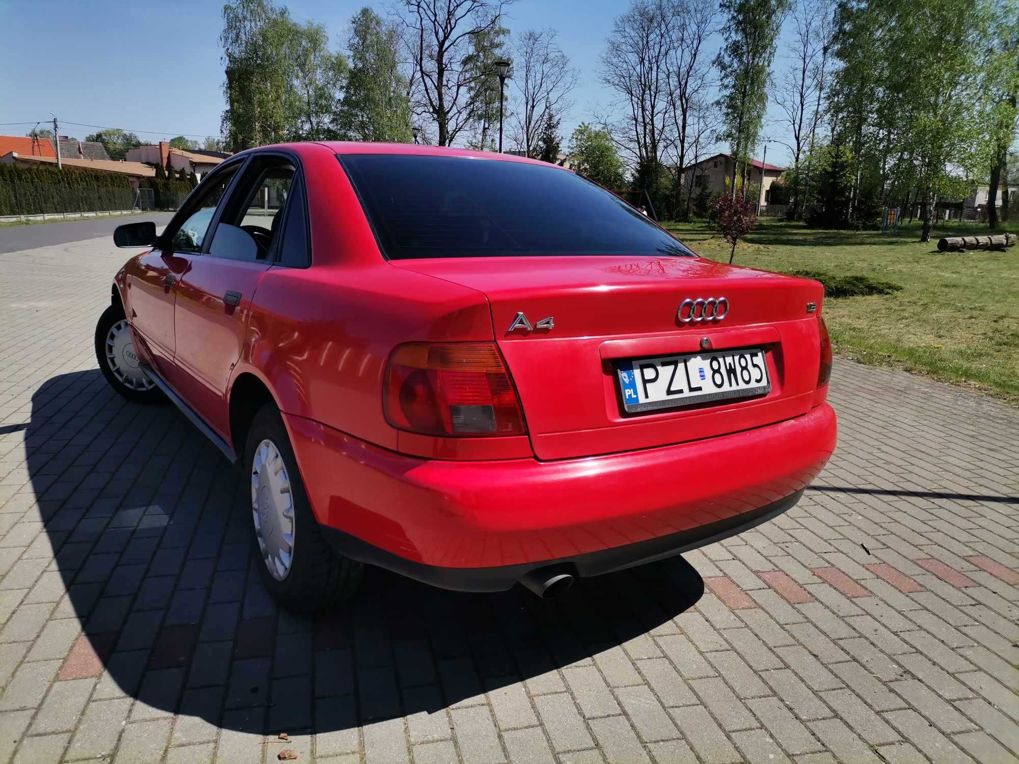 Audi A4 B5 1,6 100 KM