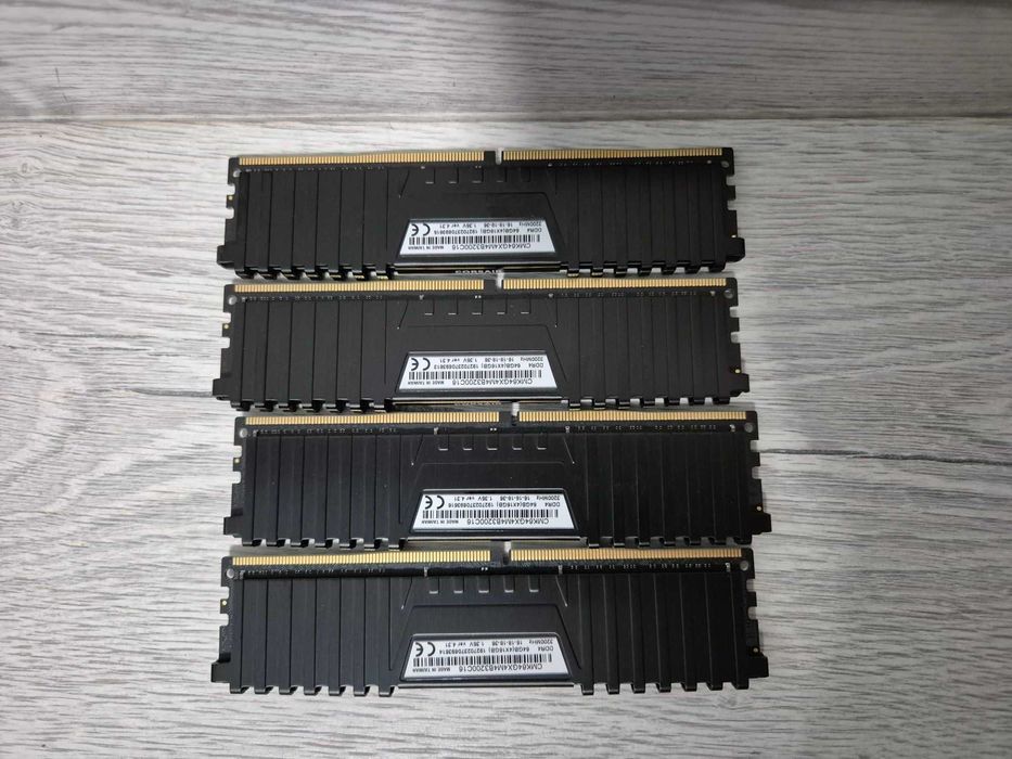пам'ять DDR4 64GB (4x16) 3200MHz CL16 Corsair (чіпи Samsung). Trade-in