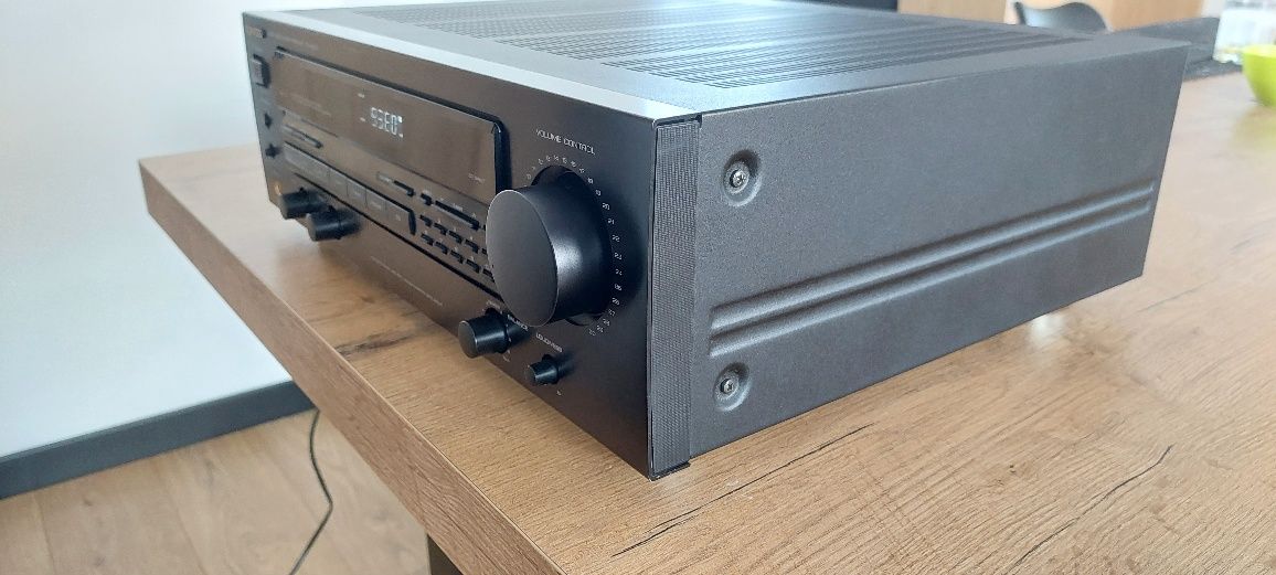 Kenwood kr-v6030 Amplituner