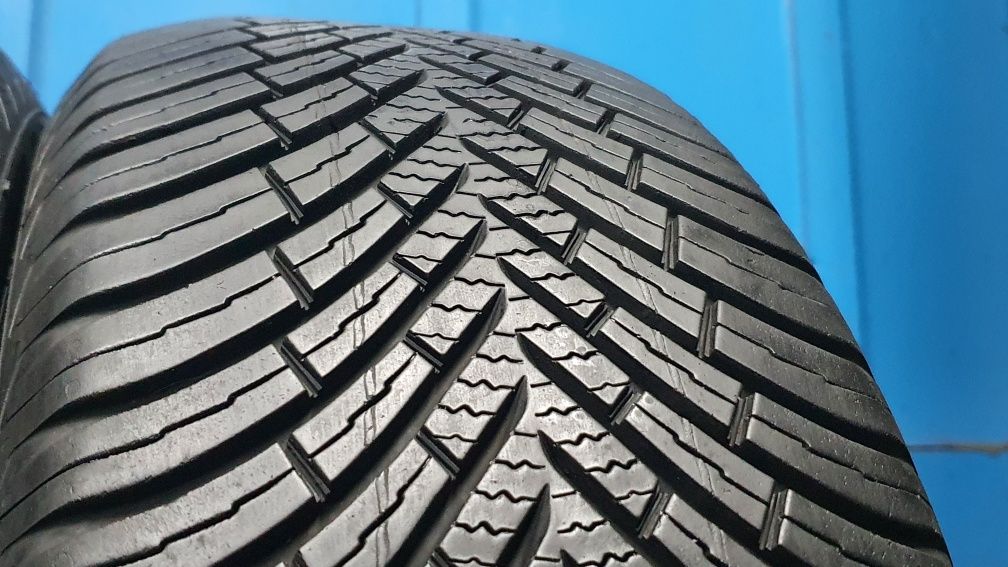205/60 R16 Markowe opony całoroczne Vredestein ! Rok 2022