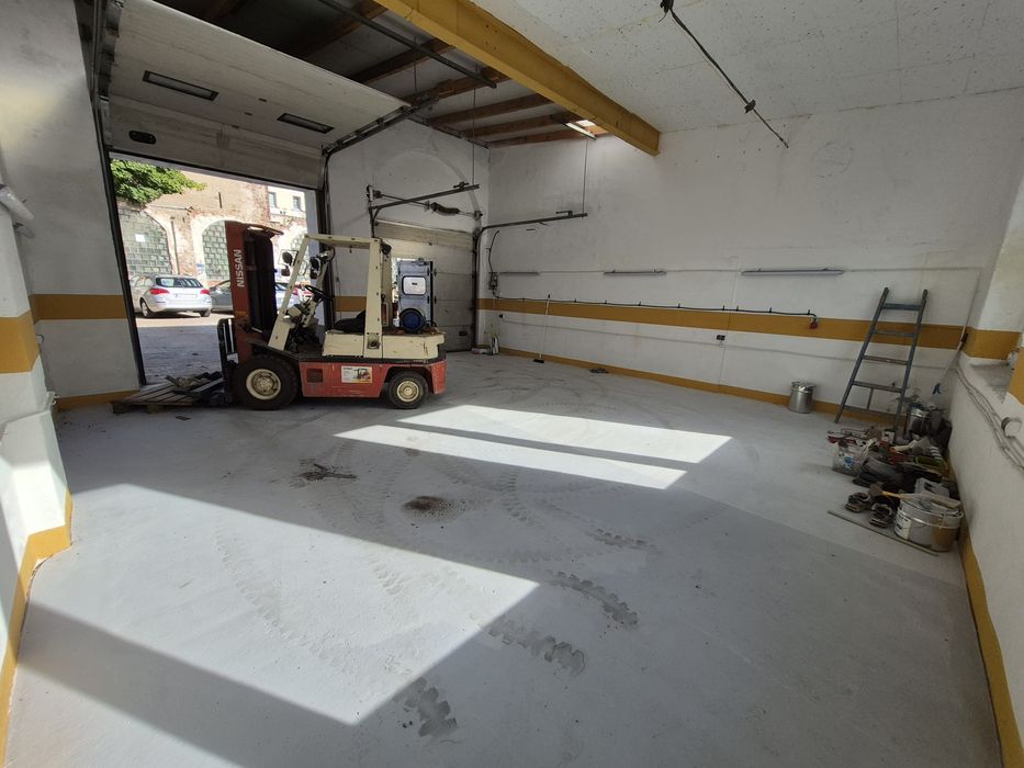 Garaż hala pomieszczenie lokal