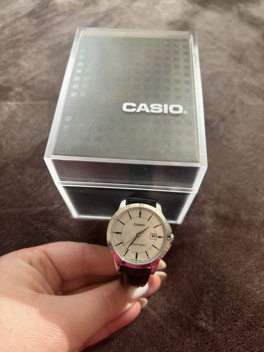 Наручные часы casio